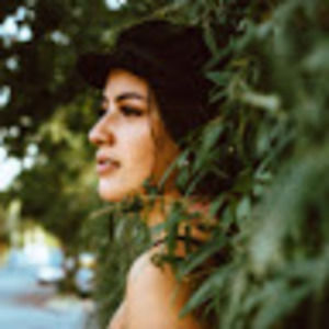 Meet your Posher, Leah